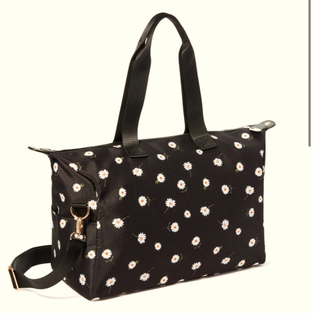 Alice & Olivia Daisy Duffel bag New With Tags!!!